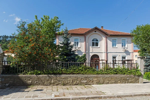 Tryavna, Bulgaristan - 6 Temmuz 2018: Tarihi şehir, Tryavna, Gabrovo Bölgesi, Bulgaristan ortasına