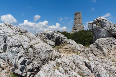 Stara Planina (Balkan) dağ ve anıt özgürlük Shipka, Stara Zagora bölge, Bulgaristan