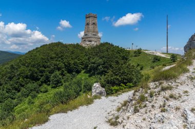 Stara Planina (Balkan) dağ ve anıt özgürlük Shipka, Stara Zagora bölge, Bulgaristan