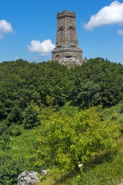 Stara Planina (Balkan) dağ ve anıt özgürlük Shipka, Stara Zagora bölge, Bulgaristan