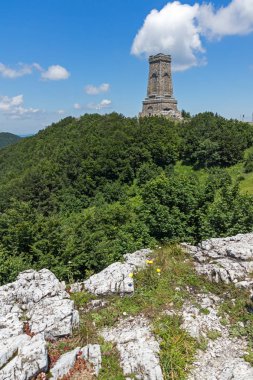 Stara Planina (Balkan) dağ ve anıt özgürlük Shipka, Stara Zagora bölge, Bulgaristan