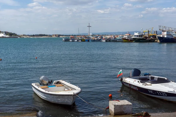 Νεσέμπαρ Βουλγαρία Αυγούστου 2018 Πανόραμα Αλιευτικό Σκάφος Στο Λιμάνι Του — Φωτογραφία Αρχείου