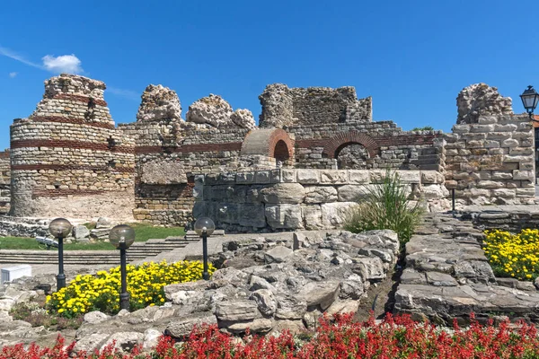 Antiguas Ruinas Fortificaciones Entrada Del Casco Antiguo Nessebar Región Burgas — Foto de Stock