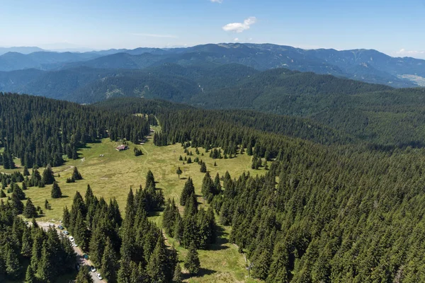 Úžasná Krajina Rhodope Mountains Snezhanka Věže Poblíž Lyžařské Středisko Pamporovo — Stock fotografie
