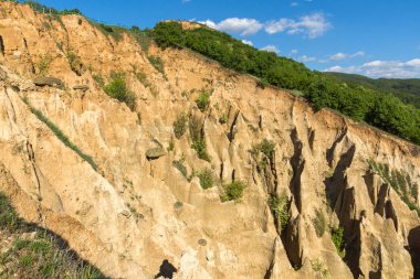 Harika gün batımı görünümü kaya oluşumu Stob piramitler, Rila Dağı, Köstendil bölgenin, Bulgaristan