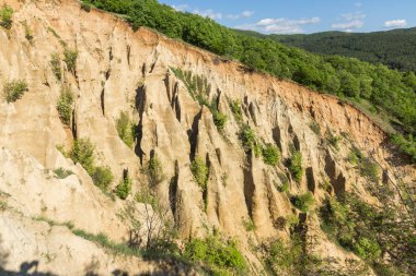 Harika gün batımı görünümü kaya oluşumu Stob piramitler, Rila Dağı, Köstendil bölgenin, Bulgaristan