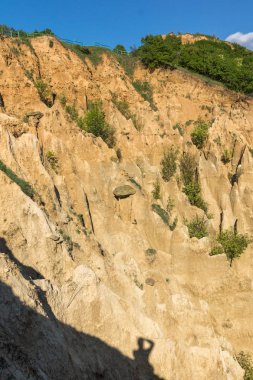 Harika gün batımı görünümü kaya oluşumu Stob piramitler, Rila Dağı, Köstendil bölgenin, Bulgaristan