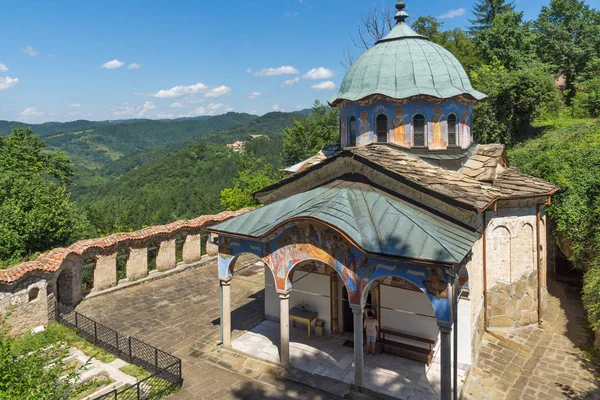 Negentiende Eeuwse Gebouwen Sokolski Klooster Heilige Moederdag Veronderstelling Regio Gabrovo — Stockfoto