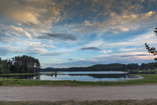 Amazing Zonsondergang Landschap Van Shiroka Poljana Breed Weide Reservoir Regio — Stockfoto