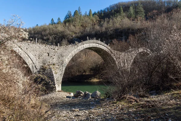 Пейзаж Древнего Моста Миссии Ущелье Викос Горах Пинд Загори Эпир — стоковое фото
