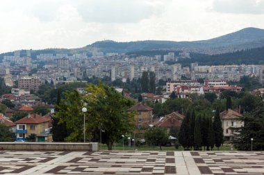 Stara Zagora, Bulgaristan - 5 Ağustos 2018: Panoramik şehir Stara Zagora, Bulgaristan