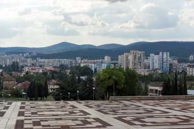 Stara Zagora, Bulgaristan - 5 Ağustos 2018: Panoramik şehir Stara Zagora, Bulgaristan