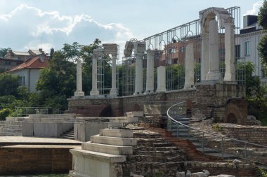 Stara Zagora, Bulgaristan - 5 Ağustos 2018: Auditorium Augusta Traiana merkezi olan şehir Stara Zagora, Bulgaristan kalıntıları, antika Forum