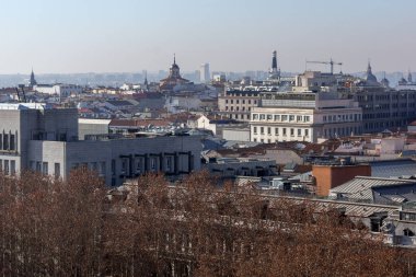Madrid, İspanya - 24 Ocak 2018: Şaşırtıcı Panorama şehir Madrid Kibele Palace (Palacio de Cibeles), İspanya