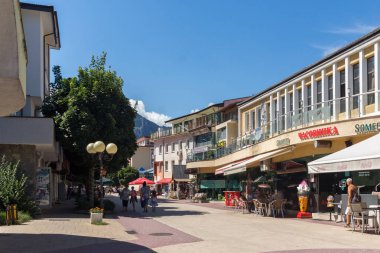 Smolyan, Bulgaristan - 14 Ağustos 2018: Yaz eski kasaba Smolyan, Bulgaristan ortasına görüntülemek