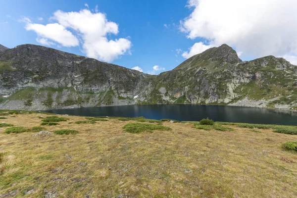 Yaz görünümü böbrek Lake, Rila Dağı, yedi Rila göller, Bulgaristan