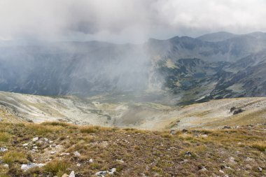 Musala tepe, Rila Dağı, Bulgaristan üzerinden muhteşem panoramik görünümü