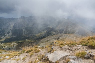 Musala tepe, Rila Dağı, Bulgaristan üzerinden muhteşem panoramik görünümü