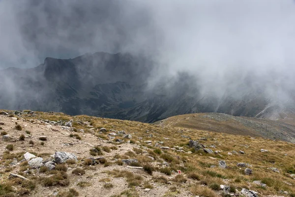 Musala tepe, Rila Dağı, Bulgaristan üzerinden muhteşem panoramik görünümü