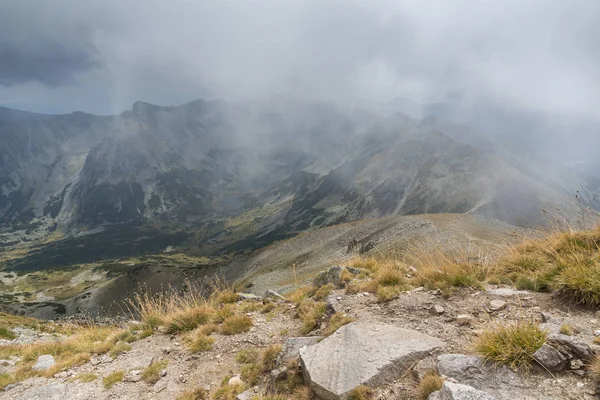 Musala tepe, Rila Dağı, Bulgaristan üzerinden muhteşem panoramik görünümü