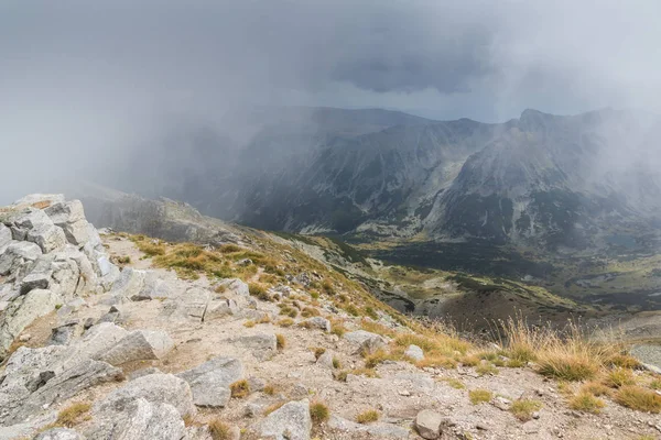 Musala tepe, Rila Dağı, Bulgaristan üzerinden muhteşem panoramik görünümü
