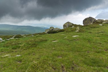 Cherni Vrah tepe, Sofya şehir bölge, Bulgaristan üzerinden Vitosha Dağı'nın muhteşem manzara