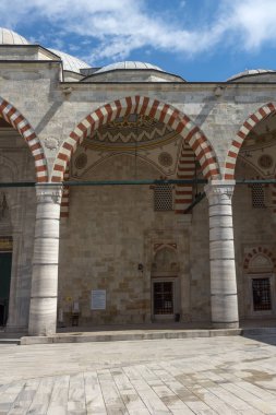 Edirne, Türkiye - 26 Mayıs 2018: Uc Serefeli Camii Edirne şehri, Doğu Trakya, Türkiye'nin Merkez Camii