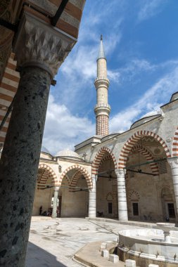 Edirne, Türkiye - 26 Mayıs 2018: Uc Serefeli Camii Edirne şehri, Doğu Trakya, Türkiye'nin Merkez Camii