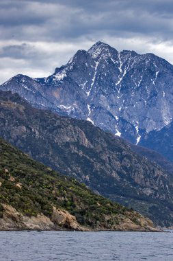 Athos Dağı 'nın Kutsal Dağ Özerk Manastırı manzarası, Chalkidiki, Yunanistan