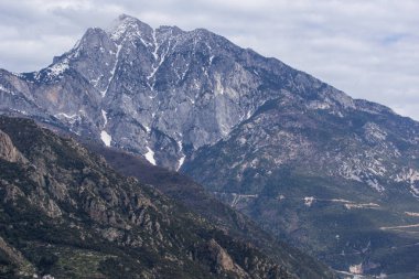 Athos Dağı 'nın Kutsal Dağ Özerk Manastırı manzarası, Chalkidiki, Yunanistan