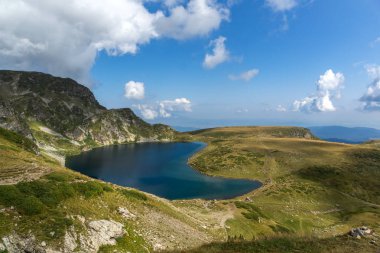 Yaz görünümü böbrek Lake, Rila Dağı, yedi Rila göller, Bulgaristan