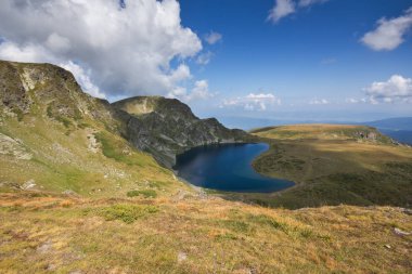 Yaz görünümü böbrek Lake, Rila Dağı, yedi Rila göller, Bulgaristan