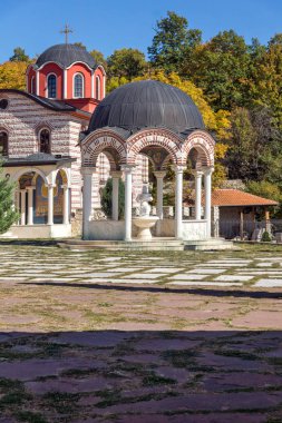 Ortaçağ Tsarnogorski (Gigintsy) Manastırı St Kozma ve Damyan, Pernik bölge, Bulgaristan