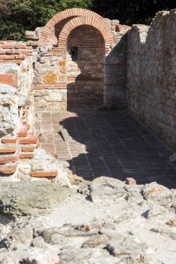 Nessebar, Bulgaristan - 12 Ağustos 2018: Harabeleri, antik kilise kutsal anne Eleusa kasaba Nessebar, Burgaz bölge, Bulgaristan