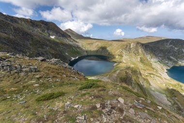 Yaz görünümü göz ve böbrek göller, Rila Dağı, yedi Rila göller, Bulgaristan