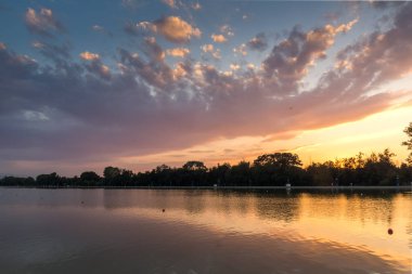Bulgaristan 'ın Filibe kentindeki Kürek Yeri' nin şaşırtıcı Gün batımı manzarası
