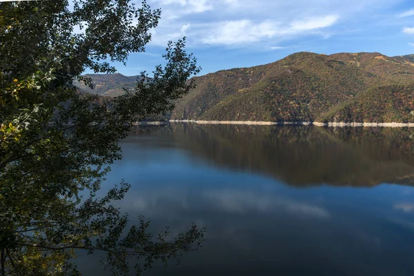 Autunno Ladscape Vacha Antonivanovtsi Reservoir Monti Rodopi Regione Plovdiv Bulgaria — Foto Stock