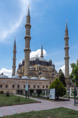 Edirne, Türkiye - 26 Mayıs 2018: 1569 ve 1575 Selimiye Camii Edirne şehri, Doğu Trakya, Türkiye'de arasında Mimar Sinan tarafından oluşturulmuş görünümü dışında mimar