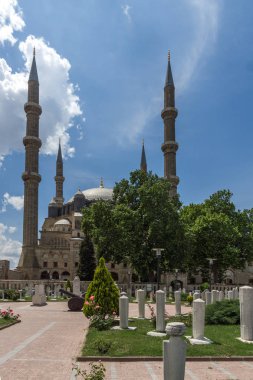 Edirne, Türkiye - 26 Mayıs 2018: 1569 ve 1575 Selimiye Camii Edirne şehri, Doğu Trakya, Türkiye'de arasında Mimar Sinan tarafından oluşturulmuş görünümü dışında mimar
