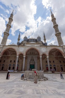 Edirne, Türkiye - 26 Mayıs 2018: 1569 ve 1575 Selimiye Camii Edirne şehri, Doğu Trakya, Türkiye'de arasında Mimar Sinan tarafından oluşturulmuş görünümü dışında mimar