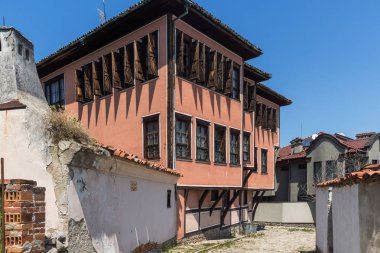 Plovdiv, Bulgaristan - 5 Temmuz 2018: Eski şehir şehir Plovdiv, Bulgaristan, tipik sokakta
