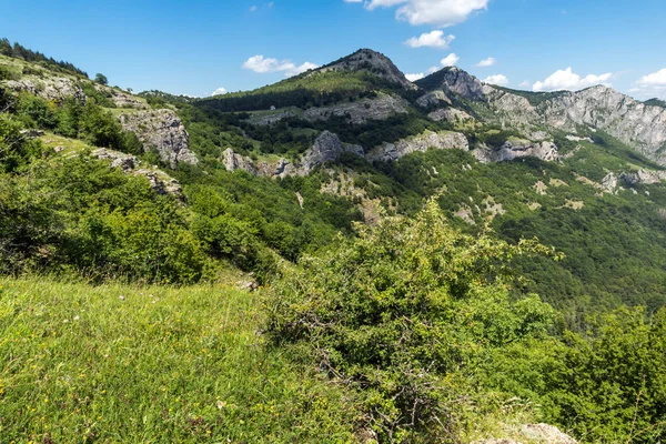 Paesaggio Incredibile Delle Montagne Dei Balcani Con Passo Vratsata Città — Foto Stock