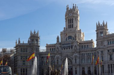 Madrid, İspanya - 24 Ocak 2018: Palace Cibeles Cibeles Meydanı Madrid şehir, İspanya