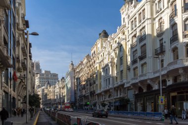 Madrid, İspanya - 24 Ocak 2018: Madrid şehir, İspanya ortasına tipik bina