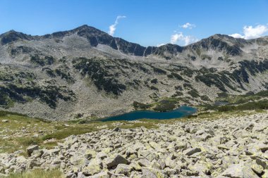 Dalgoto (uzun) Gölü, Pirin Dağı, Bulgaristan ile panoramik manzara