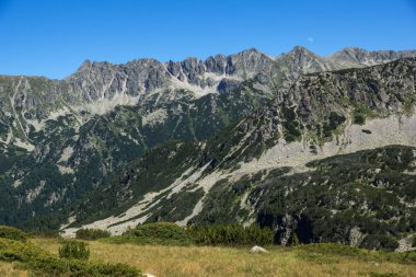 Üst Vasilashko Gölü, Pirin Dağı, Bulgaristan ile muhteşem manzara