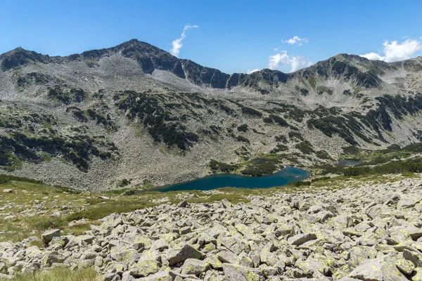Dalgoto (uzun) Gölü, Pirin Dağı, Bulgaristan ile panoramik manzara