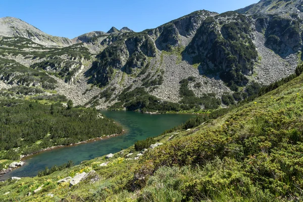 Úžasná Krajina Horního Vasilashko Jezera Pohoří Pirin Bulharsko — Stock fotografie