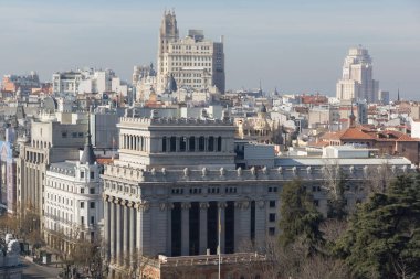 Madrid, İspanya - 24 Ocak 2018: Görünüm Kibele Palace (Palacio de Cibeles), Madrid, İspanya, Teras
