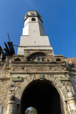 Belgrade, Sırbistan - 10 Kasım 2018: Belgrad Kalesi ve Kalemegdan Park Belgrad, Sırbistan şehir merkezinde, saat kulesi (Sahat kule)